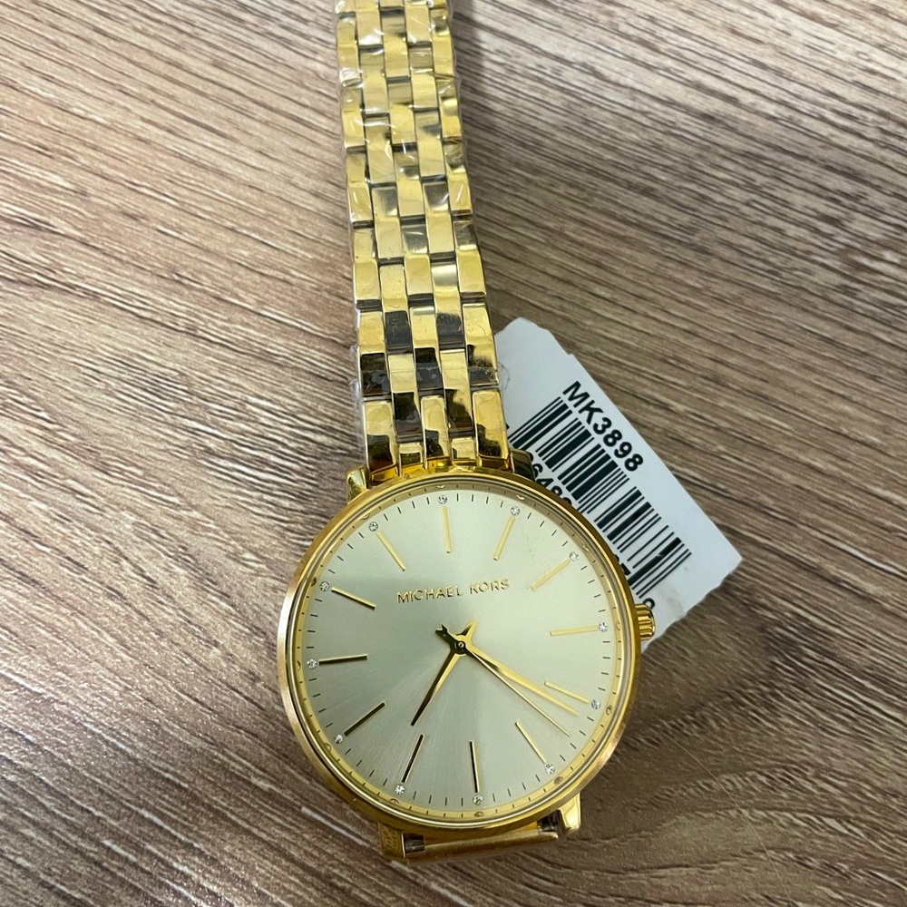Brand New Michael Kors Gold Watch - Women